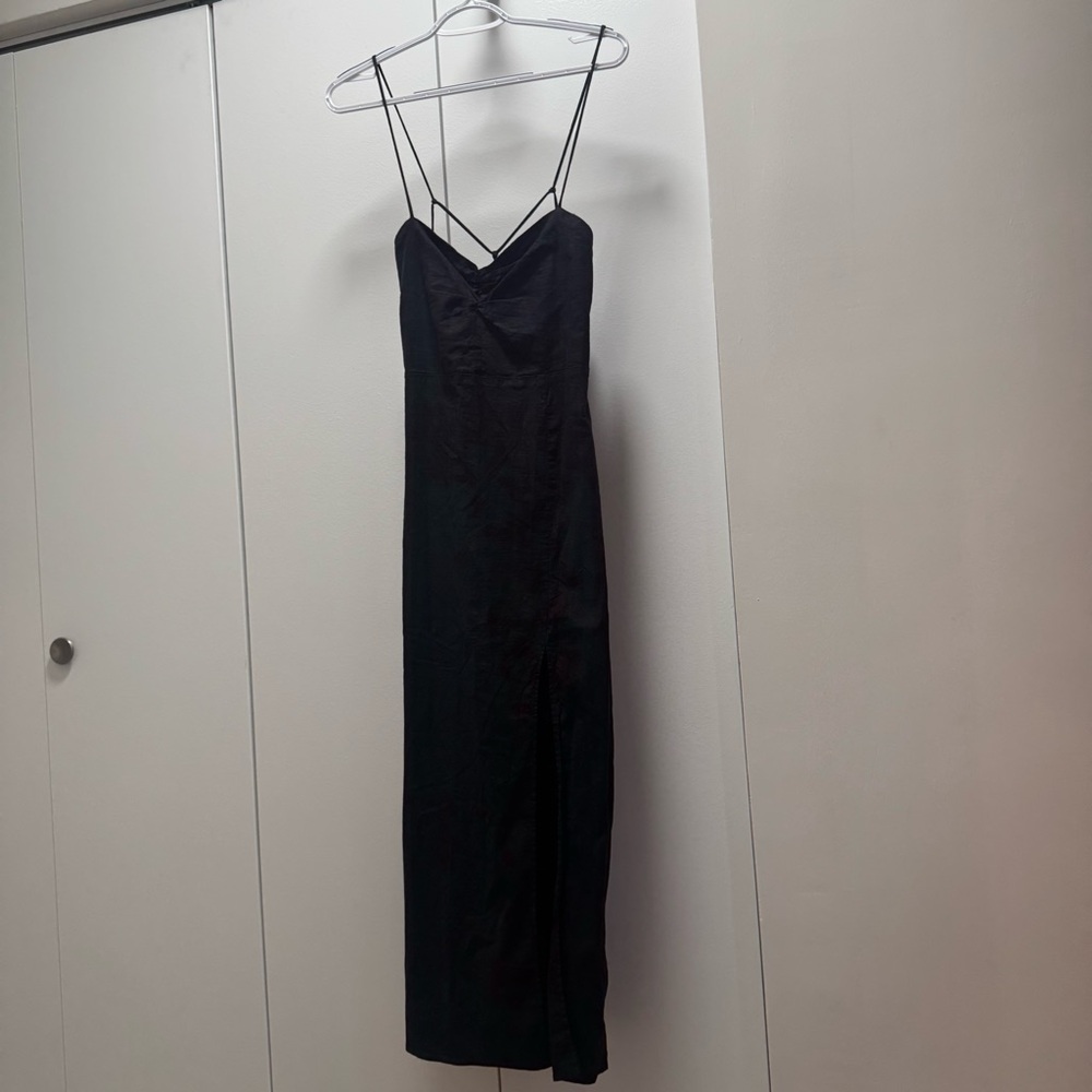 Elegant Black Spaghetti Strap Dress